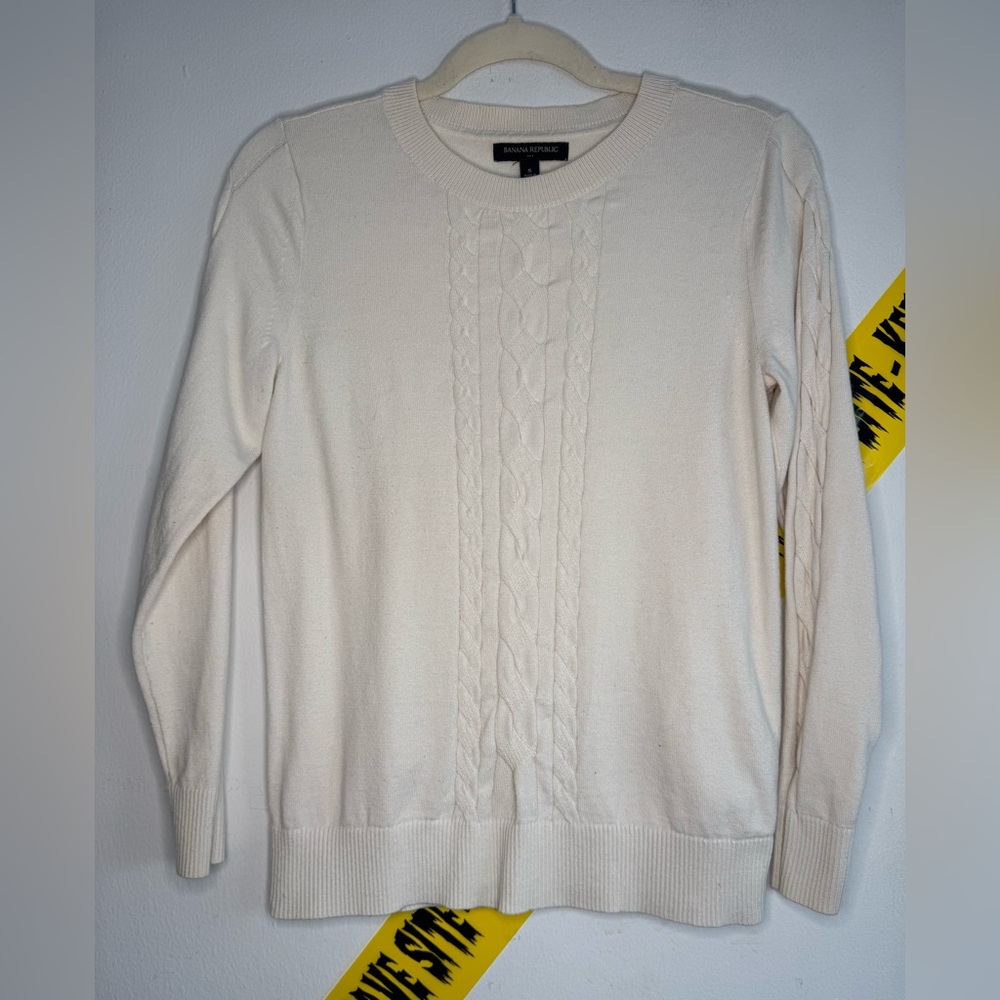 Banana Republic Factory Women's Knit Sweater (Size S)